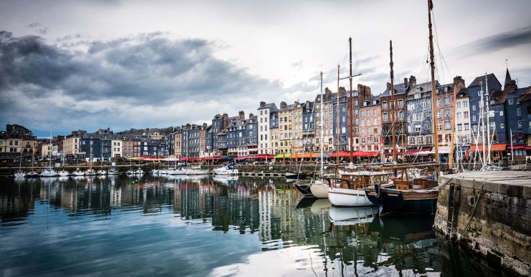 La côte fleurie: Deauville , Honfleur, Beuvron-en-auge